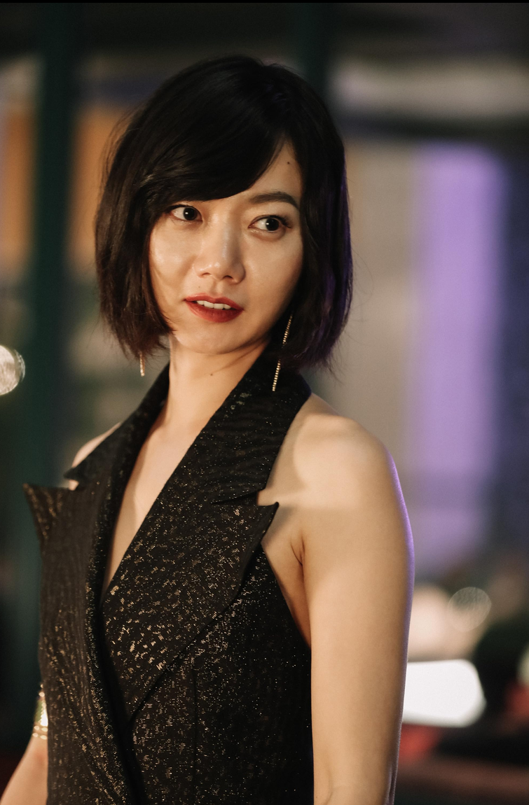 Doona Wang, Mayor of Alderney City
